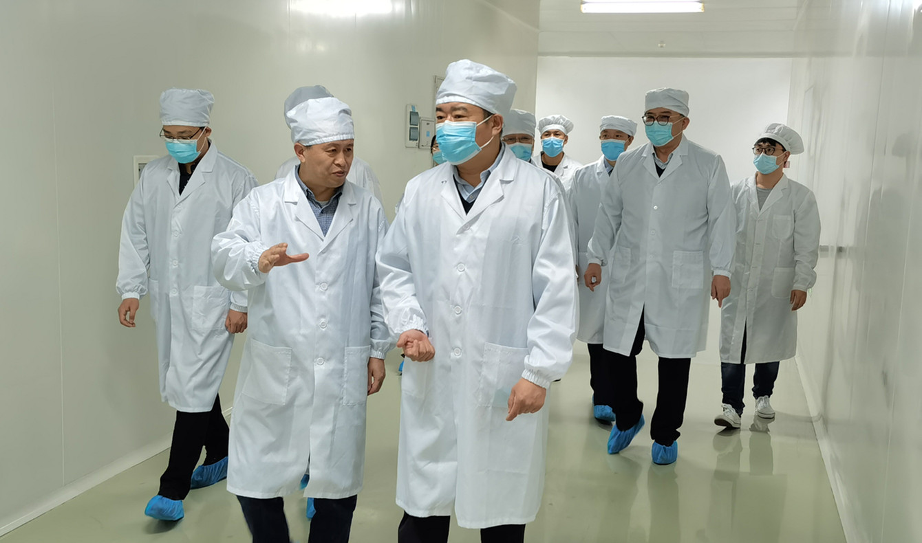 質(zhì)量提升 力拔頭籌！ 黑龍江省藥品監(jiān)督管理局副局長(zhǎng)王曉剛一行蒞臨友搏藥業(yè)檢查指導(dǎo)